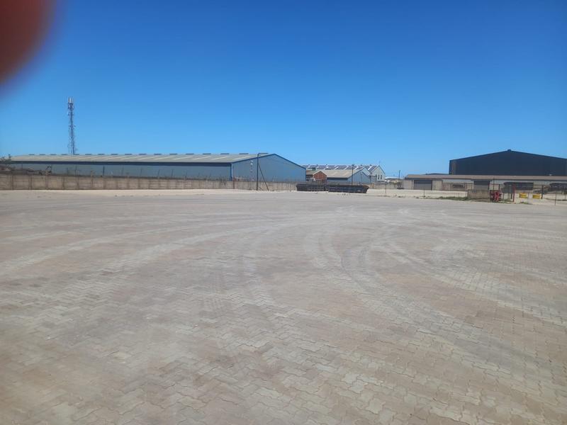 To Let commercial Property for Rent in Markman Industrial Eastern Cape
